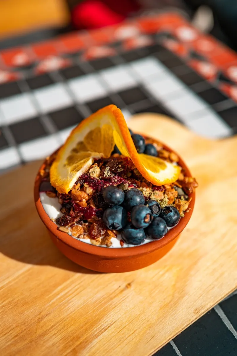 Granola Bowl (Platzhalter für Eier-Tapas)